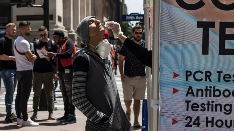 Estados Unidos elimina cuarentena por Covid