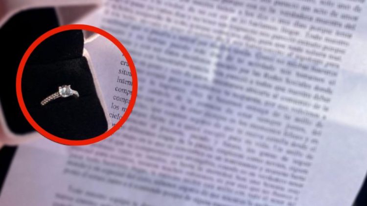Alejandro murió antes de recoger el anillo de compromiso, la joyería buscó a la novia y esto sucedió