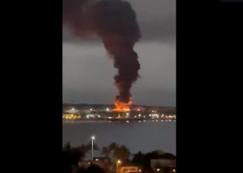 VIDEO | Rayo impacta tanque con petróleo en Cuba y deja 49 lesionados