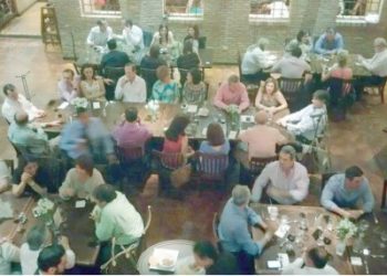 Asfixia economía del país a industria restaurantera