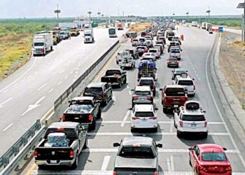 Caseta estrangula tráfico rumbo a Monterrey