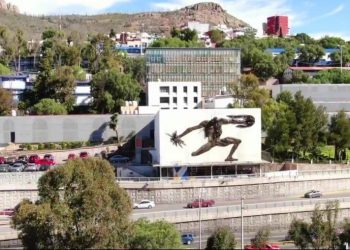 Universidad de Zacatecas suspende clases tras bloqueos