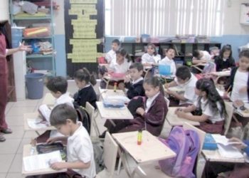 Están sobre saturadas escuelas del poniente