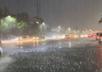 Lluvia en Monterrey: Inundaciones, encharcamientos y desborde de arroyos azotan a la ciudad