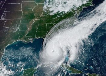 Evacuación masiva en Florida ante la llegada del huracán Ian, de categoría 4