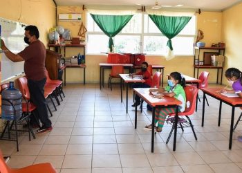 Ya viene el primer mega puente escolar