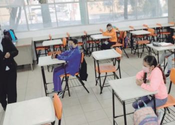 Detectan maestra y 8 niños con síntomas de Covid