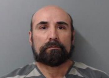 Arrestan a expastor por violar a una persona discapacitada