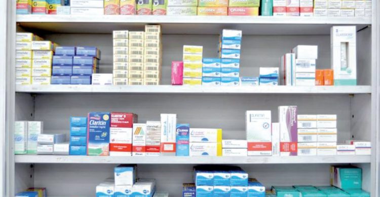 Precio de medicinas sube cuatro veces