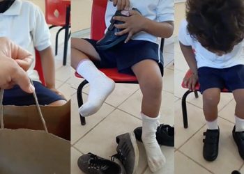 VIDEO | Maestra conmueve al regalarle a su alumno zapatos nuevos tras llegar a clase con unos rotos