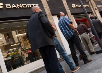 ¿Los bancos abren el 15 y 16 de septiembre 2022?