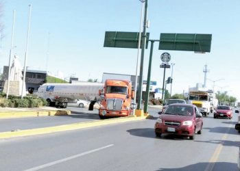 En riesgo zona urbana por corralones de tráileres