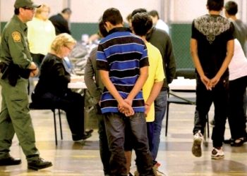 Deporta Estados Unidos más de 13 mil niños