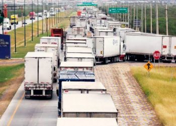 Caídas del sistema en Puente 3 retrasan entregas