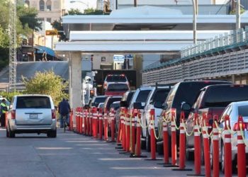 Sentri se convierte en embudo en horas pico