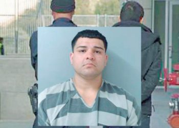 Entregan a medio puente a homicida y secuestrador