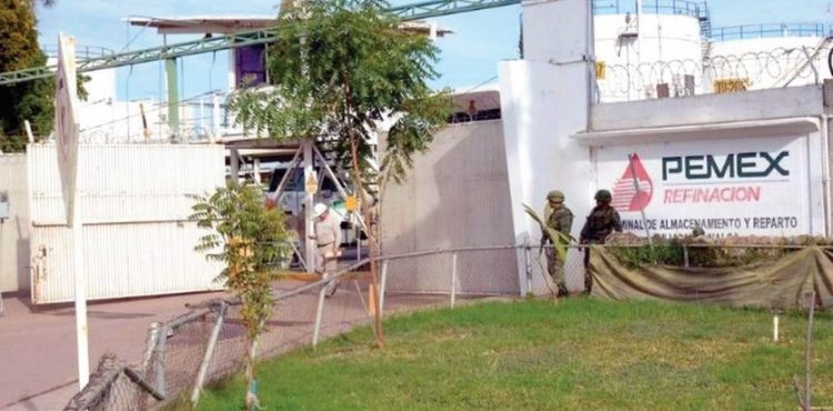 Alerta en Pemex por el hackeo a Sedena