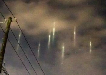 ¿Fin del Mundo? Observan misteriosas luces en el cielo de Japón