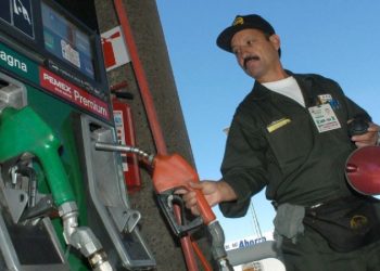 Hacienda exentará de IEPS a gasolinas y diésel la próxima semana