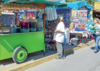 Buscan reubicar a informales del centro