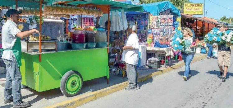 Buscan reubicar a informales del centro
