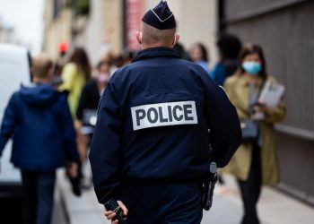 Cuatro detenidos tras el hallazgo del cadáver de una niña de 12 años en una maleta en las calles de París