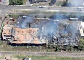 Todo bajo control en la recicladora incendiada