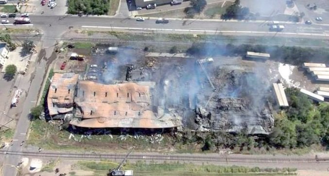 Todo bajo control en la recicladora incendiada