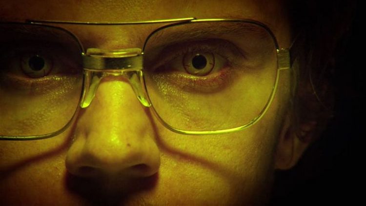 ¿Por qué Jeffrey Dahmer tenía los ojos amarillos?