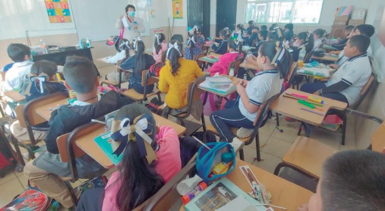 UNEME-CAPA lleva pláticas de prevención a escuelas preparatorias