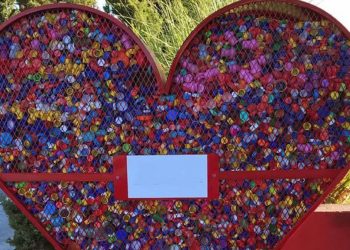 Saquean contenedores de tapitas que iban a ser donadas a niños con cáncer