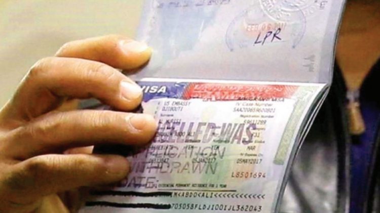 Seguirá espera para visa a EU