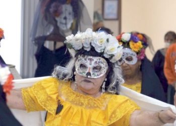 Celebran Día de Muertos en centros del Sistema DIF