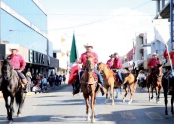 Vivirá Nuevo Laredo desfile de la Revolución Mexicana