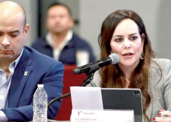 Carmen Lilia presenta a gobernador proyectos para el desarrollo de NLD