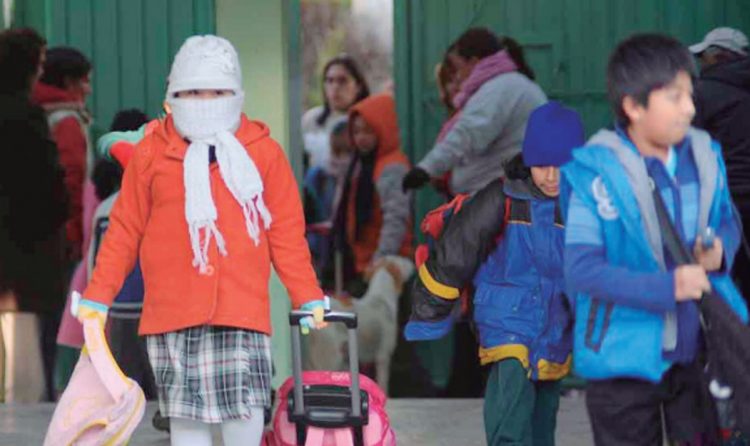 Suspenderán clases por frío en nivel básico