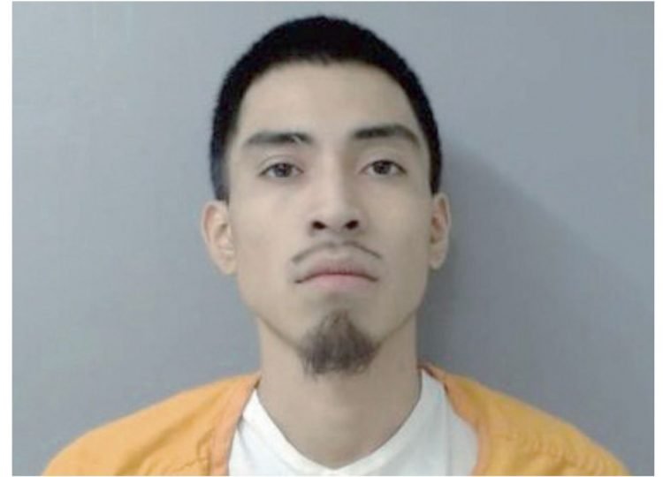 Muerde a su novia embaraza; lo encuentra con otra