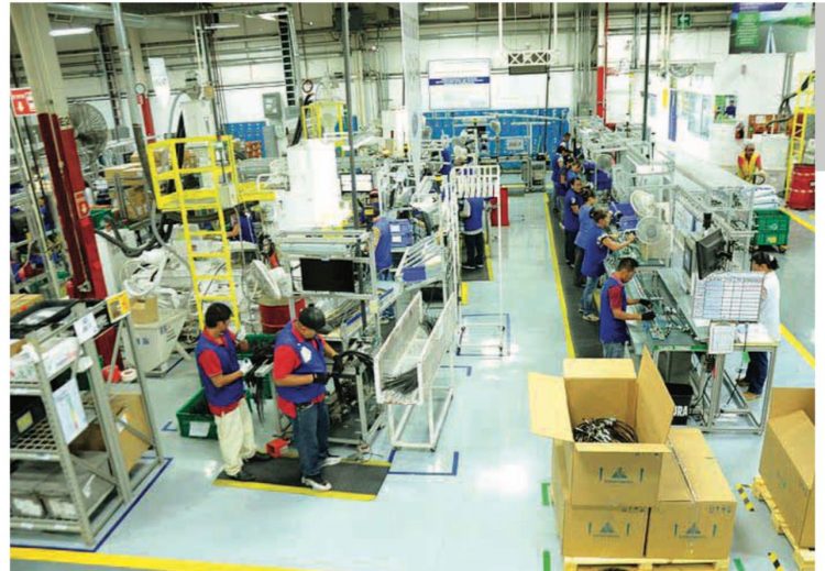 Maquiladoras ofrecen más de 3 mil empleos