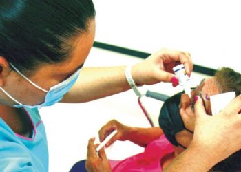 Continúa DIF campaña de cirugías gratis de cataratas