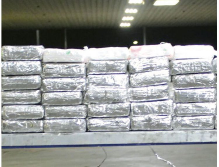 Decomisan 118 libras de cocaína en el Puente del Comercio Mundial