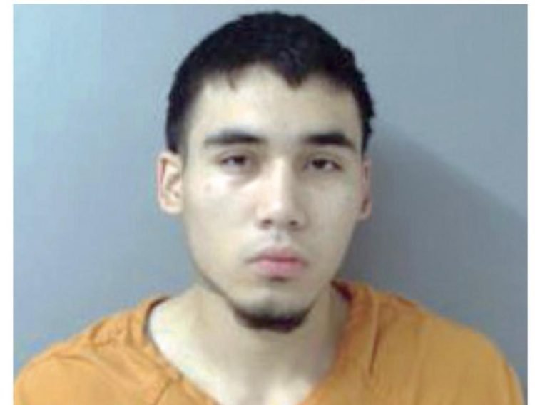 Se oculta en hotel con adolescente fugitiva