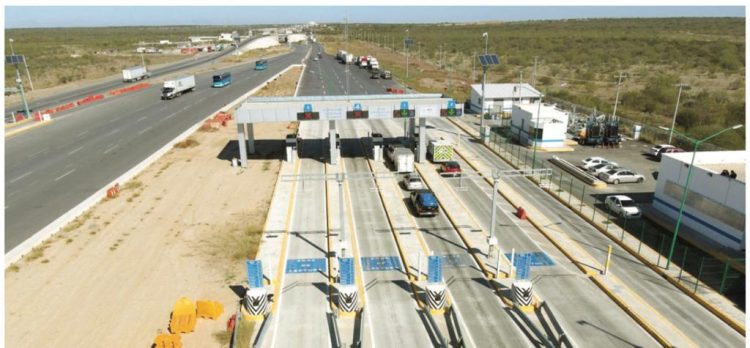 POR LLEGADA DE PAISANOS Advierten embotellamientos Y FILAS KILOMÉTRICAS