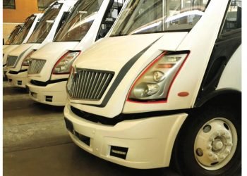 SI NO QUIEREN MEJORAR Piden a dueños de camiones dejar la concesión