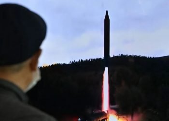 Corea del Norte lanza nuevo misil balísticco intercontinental hacia Mar del Este