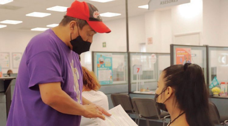 Aumenta créditos hasta 2.4 millones