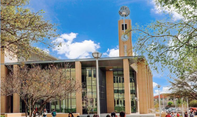 TAMIU invertirá millones en edificios