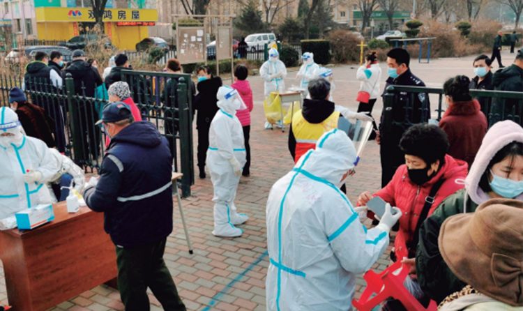 China registra récord de nuevos contagios covid