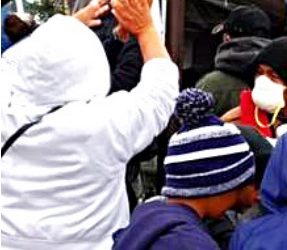 ENFRENTAN INVIERNO A LA INTEMPERIE En abandono entre 8 a 10 mil migrantes