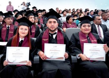 Entrega Universidad de Seguridad y Justicia 65 graduados en criminología