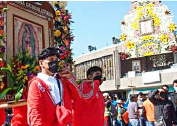 Millones de peregrinos abarrotan Basilica de Guadalupe